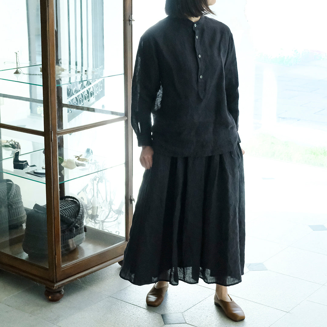 ［SALUÉ］バンドカラーハーフボタンシャツ／ライトウェイトリネン