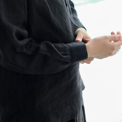 ［SALUÉ］バンドカラーハーフボタンシャツ／ライトウェイトリネン