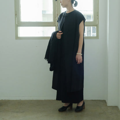 ［SALUÉ］ラウンドネックロングジレ／ウールリネンジャカードformal