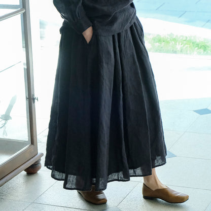 SALUÉ／リトアニアンリネンタックギャザースカート／ピュアブラック