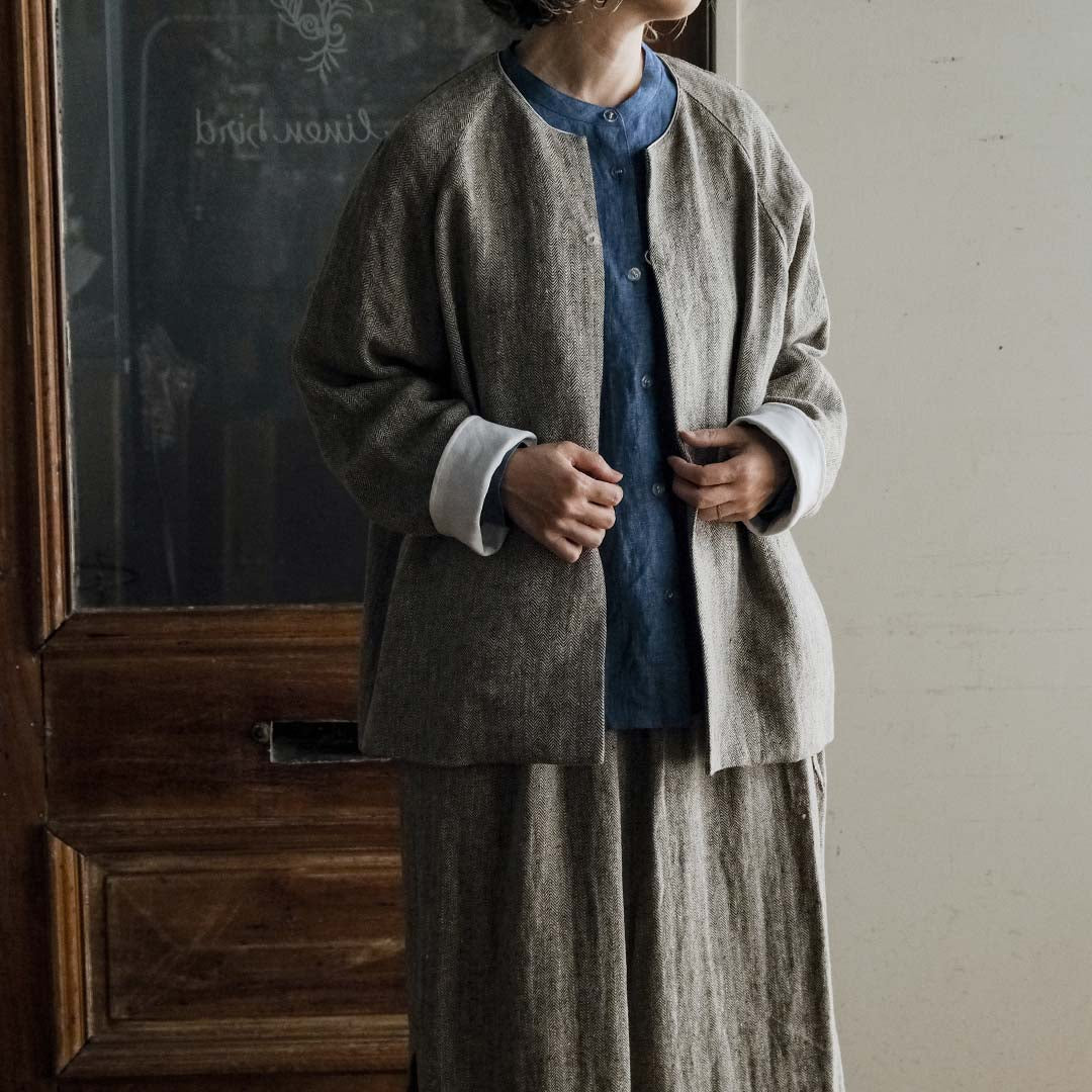 ［SALUÉ］ワンサイドスリットロングスカート／ヘリンボーンリネン