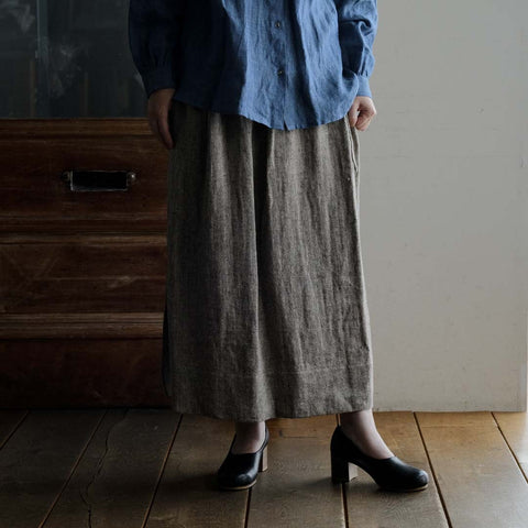 【一部受注商品】［SALUÉ］ワンサイドスリットロングスカート／ヘリンボーンリネン