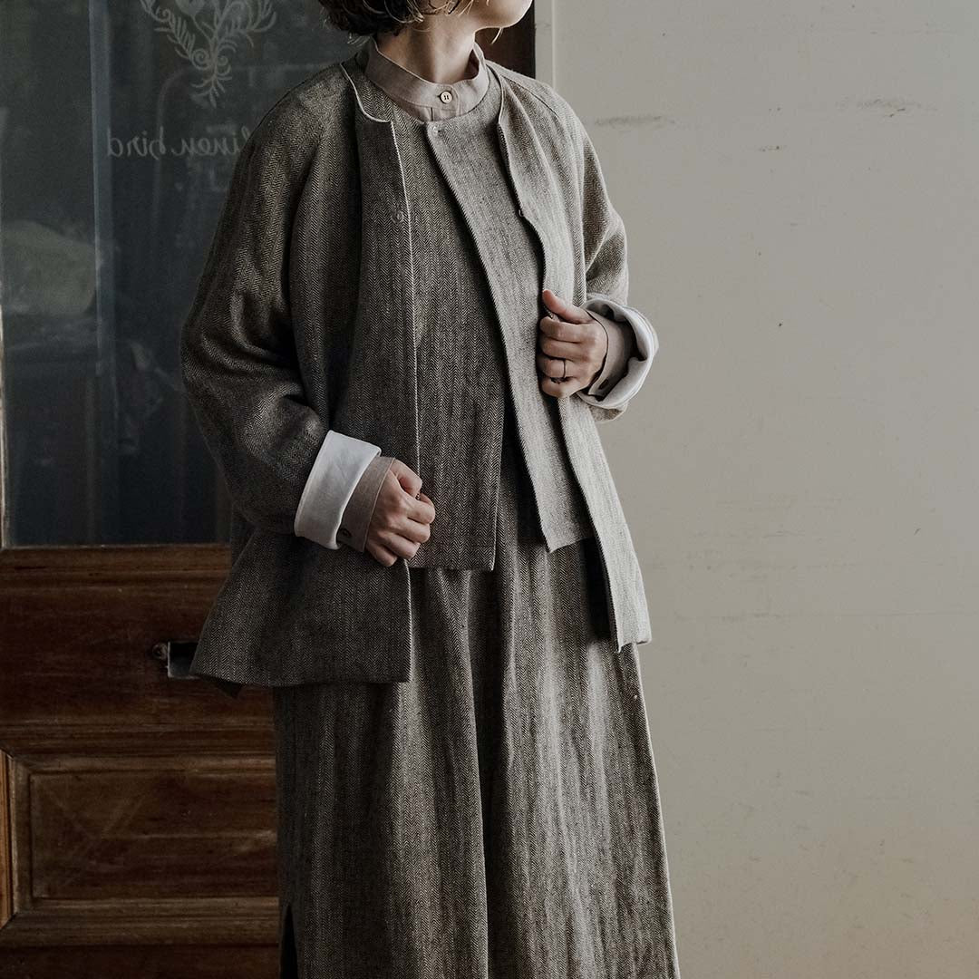 ［SALUÉ］ワンサイドスリットロングスカート／ヘリンボーンリネン