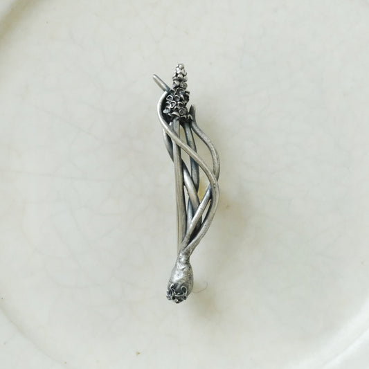 ［Furuhashi michiko］ムスカリのブローチ