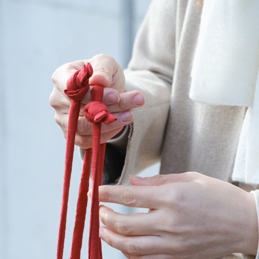 ［teori works × Envelope］tassel kinchaku（2025）