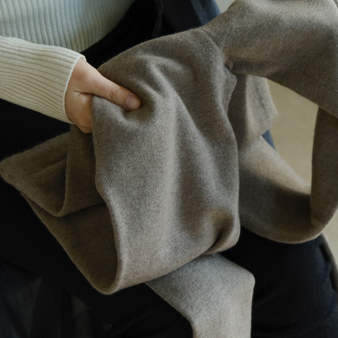 冬の素肌に、とろけるカシミヤのロングレギンス – Envelope