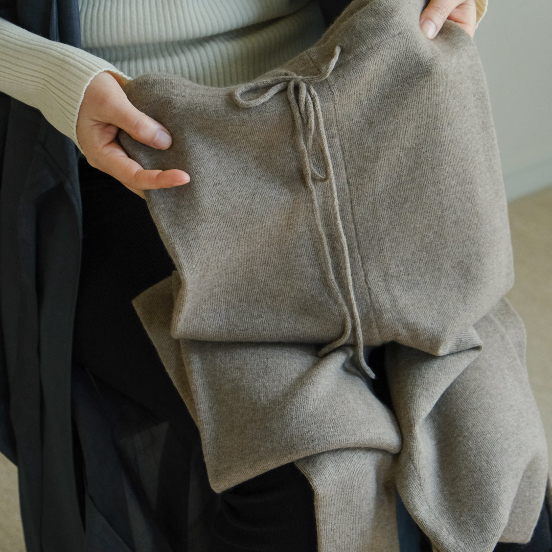 冬の素肌に、とろけるカシミヤのロングレギンス – Envelope