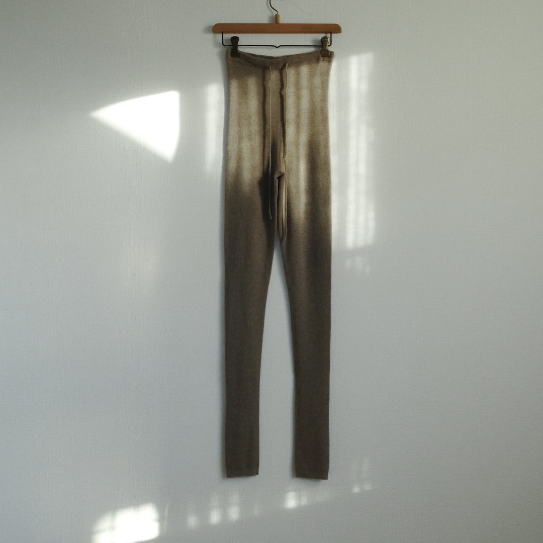 ［FREEMAN--B］アコーディオンリブロングレギンス