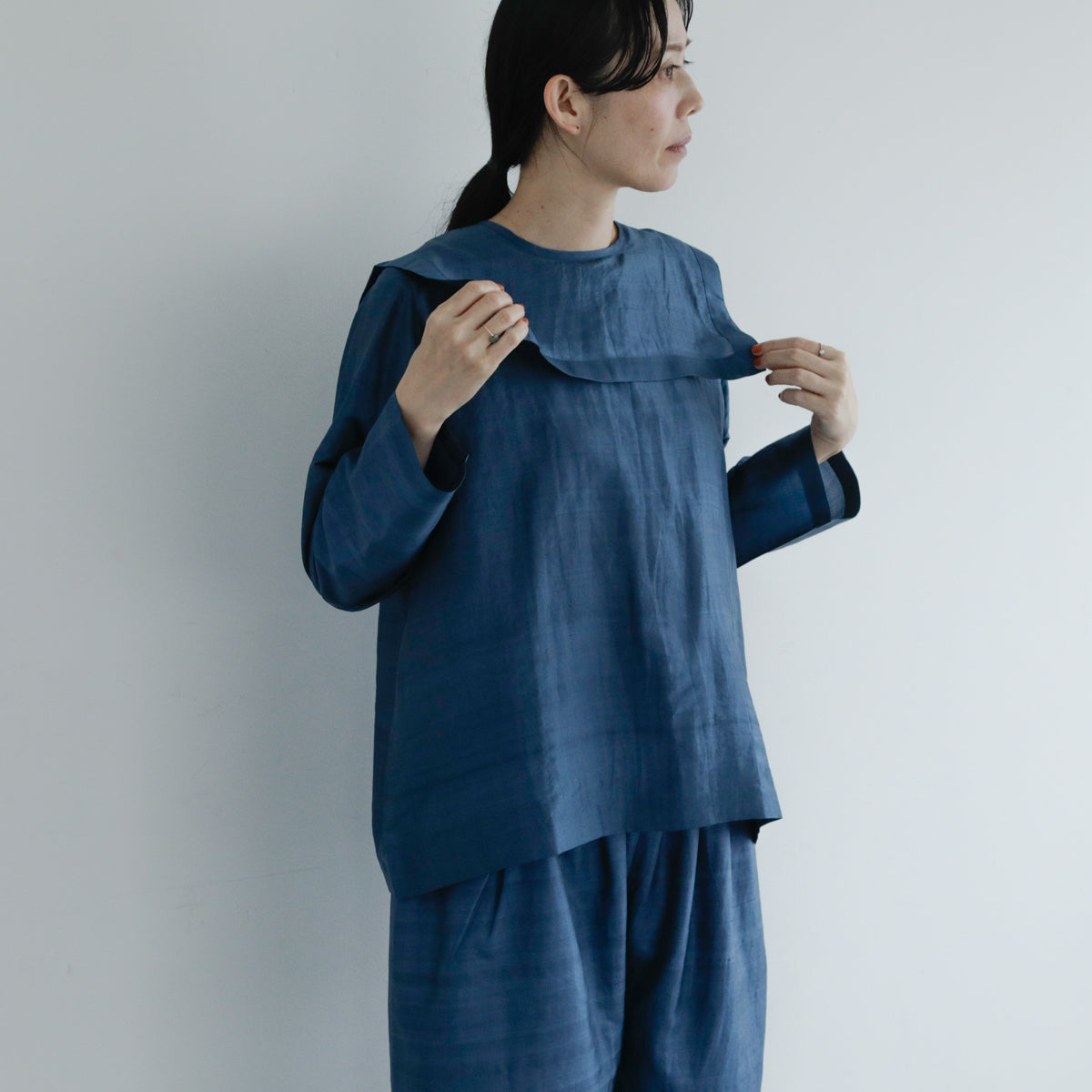 BUNON／Back Button Sailor Blouse（BN4034）
