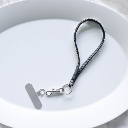 別売りのフォンタブ、ナスカンを着けて携帯ストラップとして