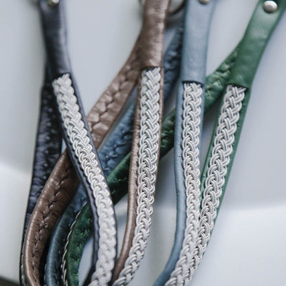 左からブラック、カフェラテ、グレー、グリーン