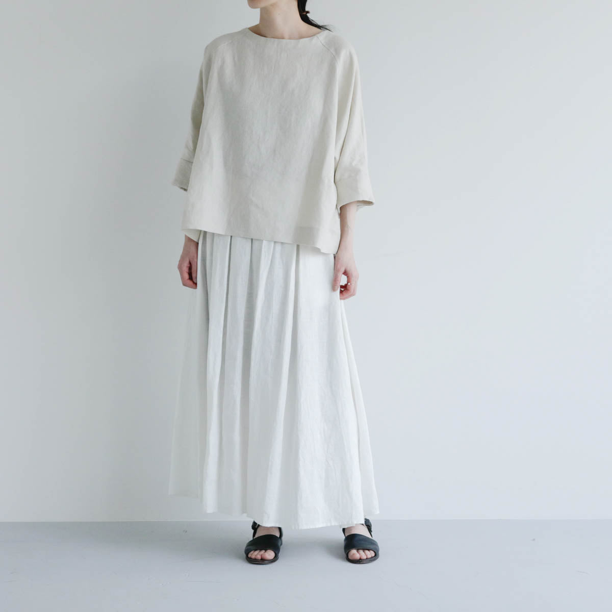 SALUÉ／【予約商品】ボートネックシャツ／リネン