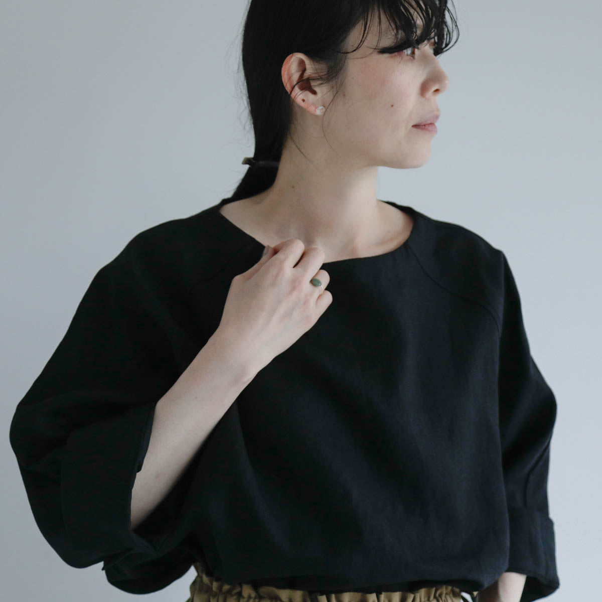 SALUÉ／【予約商品】ボートネックシャツ／リネン