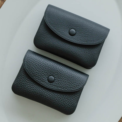 STUDIO LA CAUSE／【受注商品】 内縫いフラップマルチパース　CA 031N EM