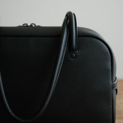 STUDIO LA CAUSE／【受注商品】ロングショルダーボストン （M）BG 134 M EM
