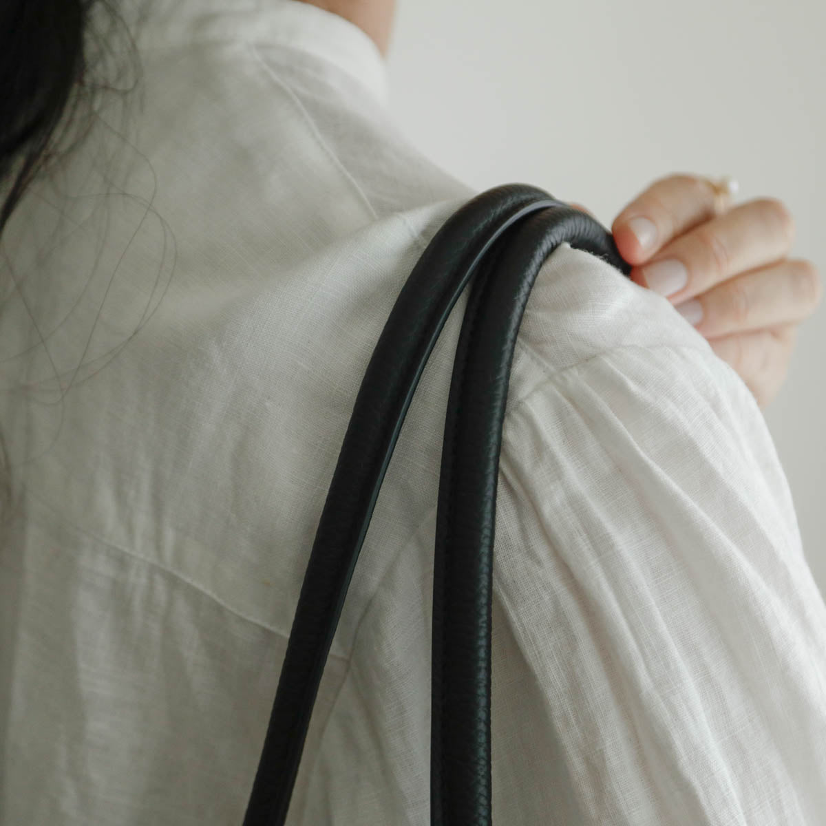 STUDIO LA CAUSE／【受注商品】ロングショルダーボストン （SW）BG 133 SW EM