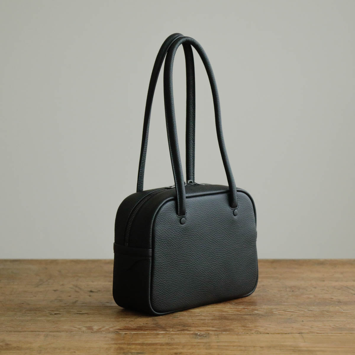 STUDIO LA CAUSE／【受注商品】ロングショルダーボストン （S）BG 132 SS EM