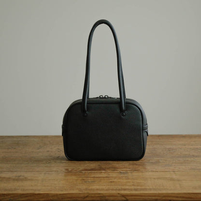 STUDIO LA CAUSE／【受注商品】ロングショルダーボストン （S）BG 132 SS EM