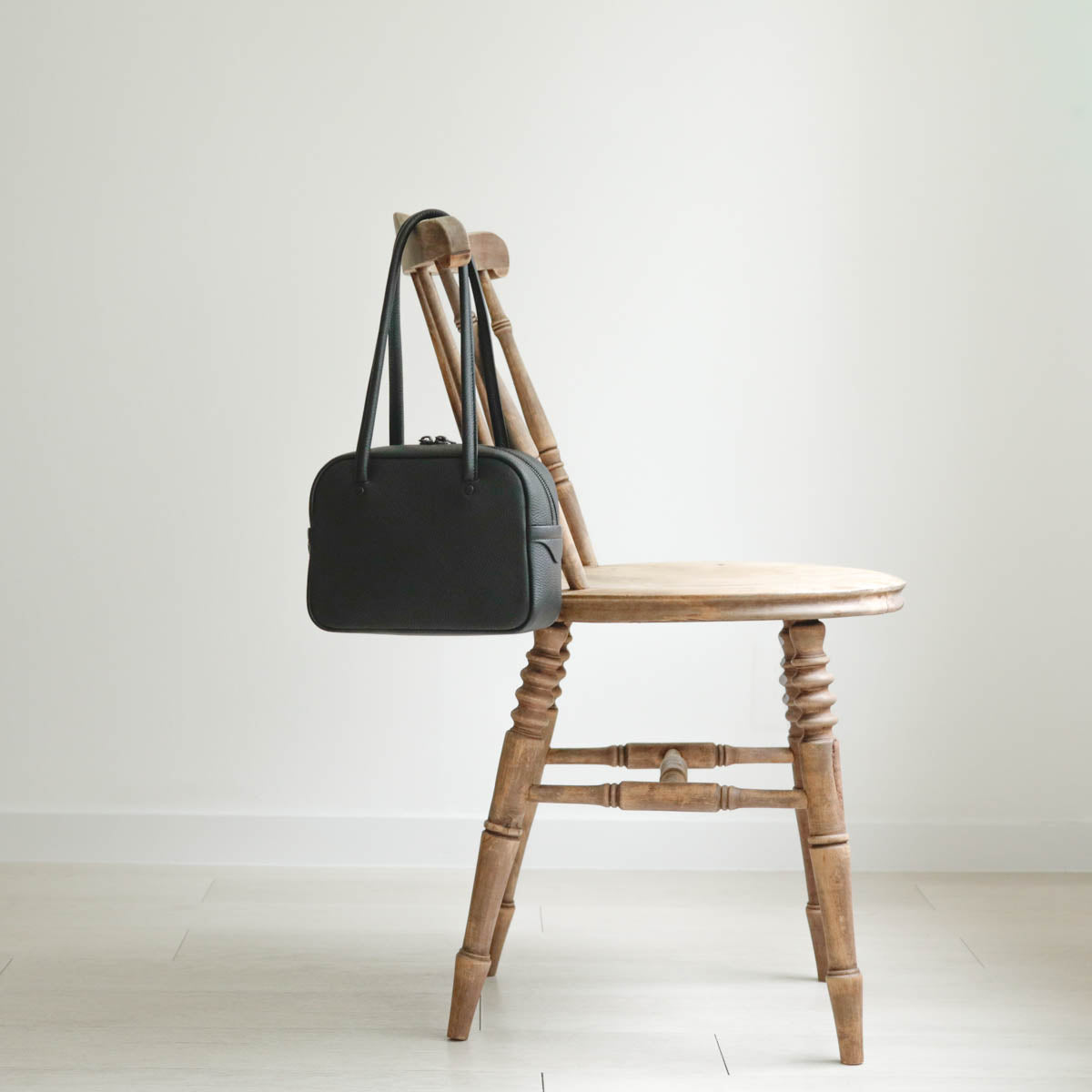 STUDIO LA CAUSE／【受注商品】ロングショルダーボストン （S）BG 132 SS EM