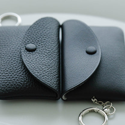STUDIO LA CAUSE／【受注商品】内縫いフラップキーケース KEY 032 EM