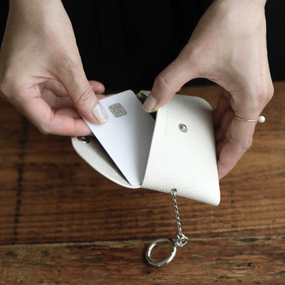STUDIO LA CAUSE／【受注商品】内縫いフラップキーケース KEY 032 EM
