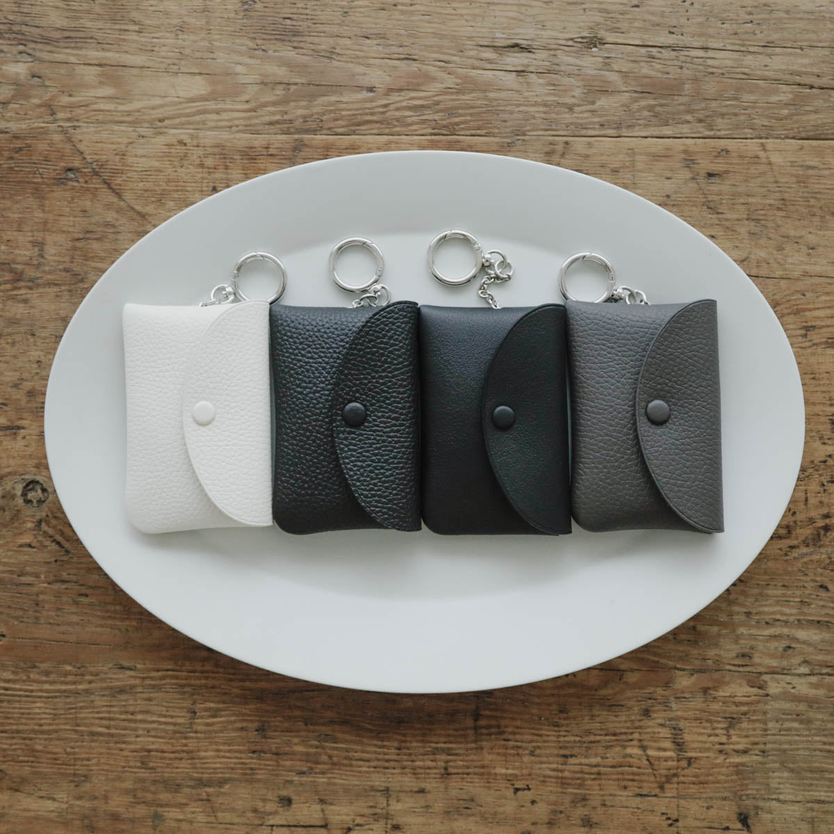 STUDIO LA CAUSE／【受注商品】内縫いフラップキーケース KEY 032 EM