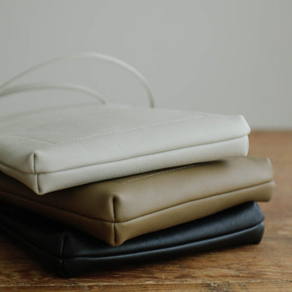 STUDIO LA CAUSE／【受注商品】タテ型サコッシュ　BG 127 LN
