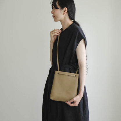 STUDIO LA CAUSE／【受注商品】タテ型サコッシュ　BG 127 LN