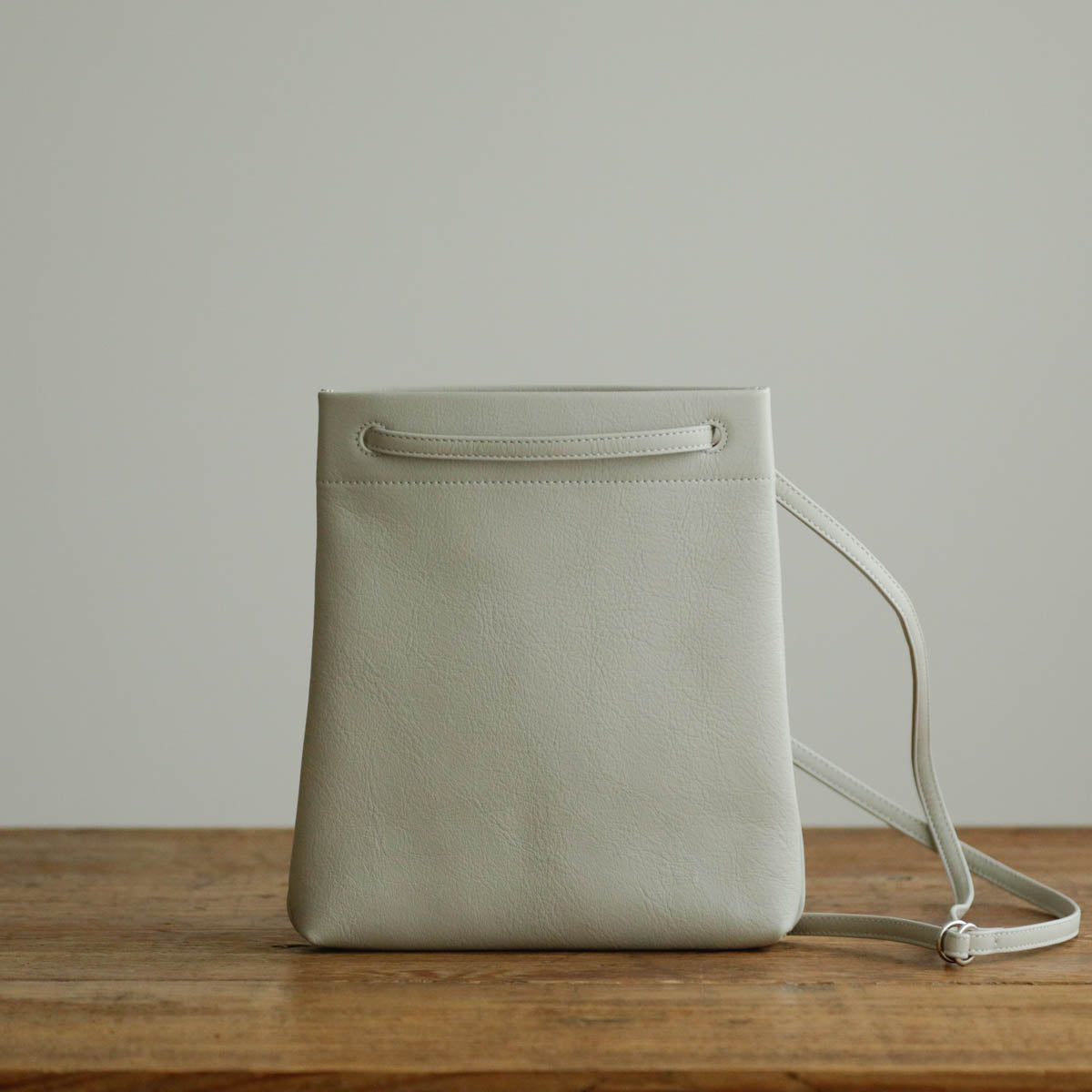STUDIO LA CAUSE／【受注商品】タテ型サコッシュ　BG 127 LN