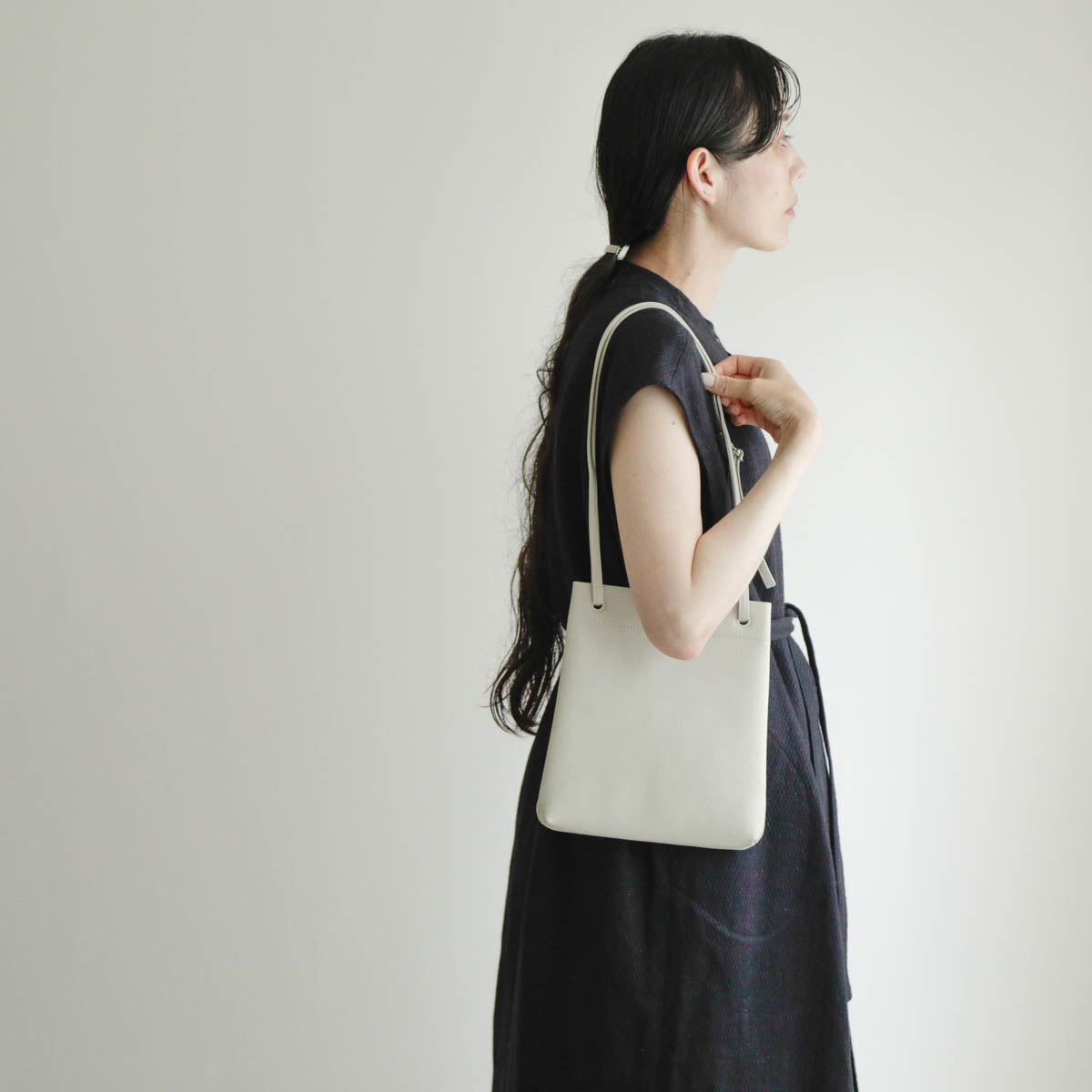 STUDIO LA CAUSE／【受注商品】タテ型サコッシュ　BG 127 LN