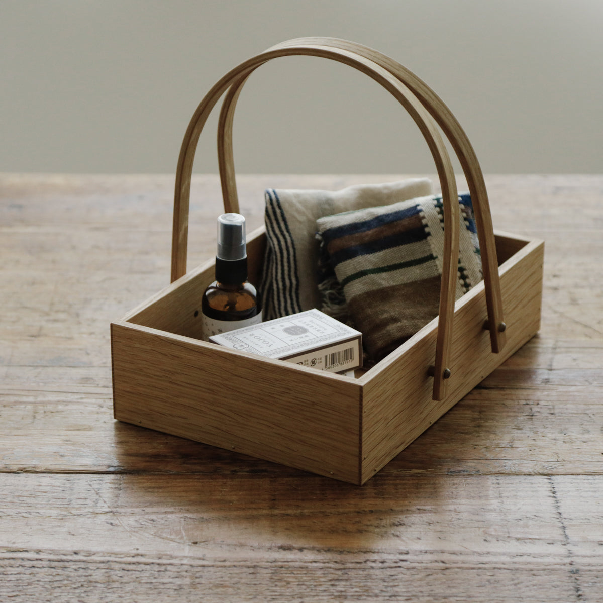 岡野達也／two-handle carry box