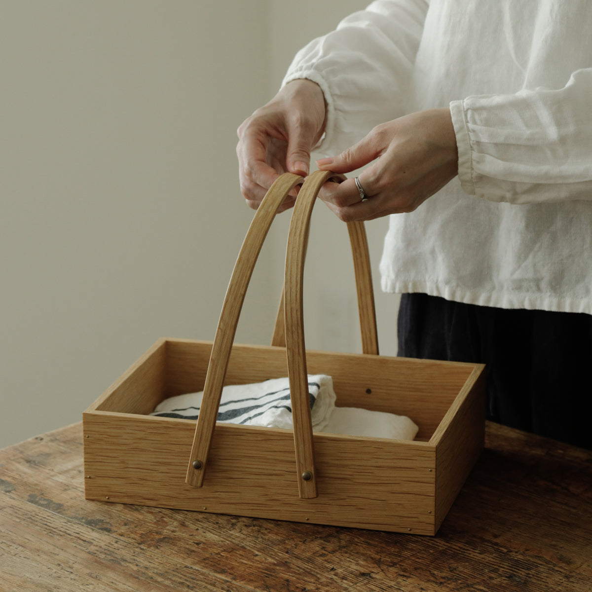 岡野達也／two-handle carry box
