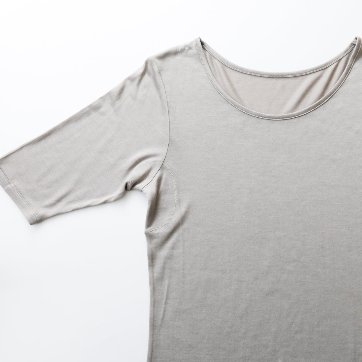 COCOONA SKINWEAR／5分袖ケアインナー