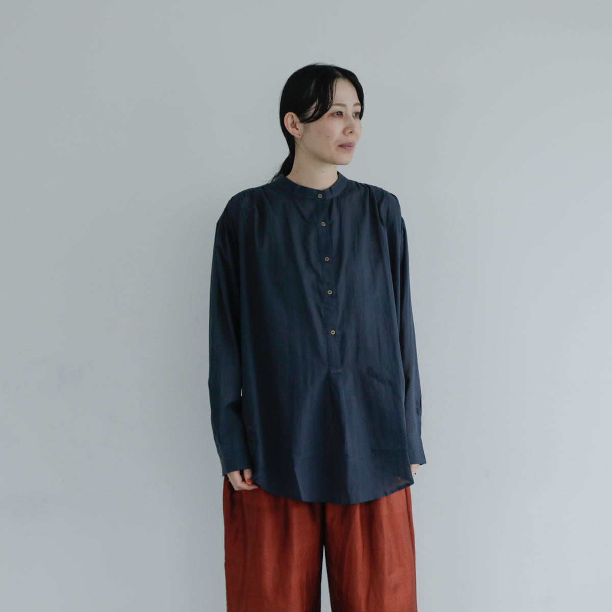 BUNON／Logo&Embroidery Blouce（BN2669）