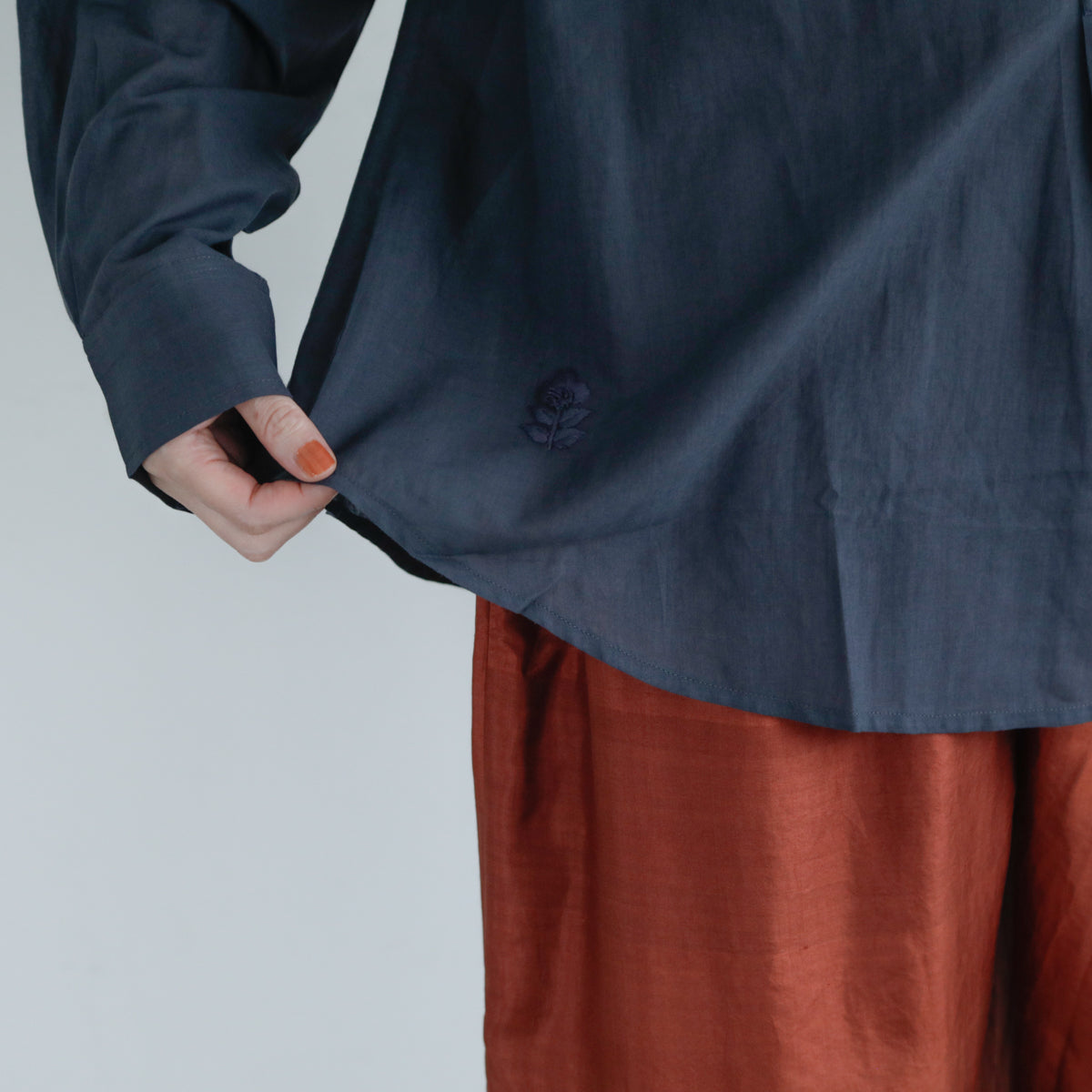 BUNON／Logo&Embroidery Blouce（BN2669）