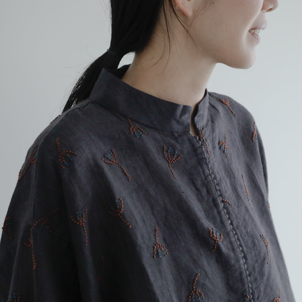 BUNON／Front Button Blouce（BN2680）