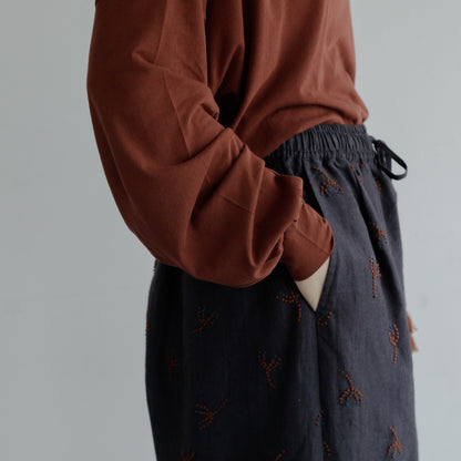Shida／Turtle neck pullover