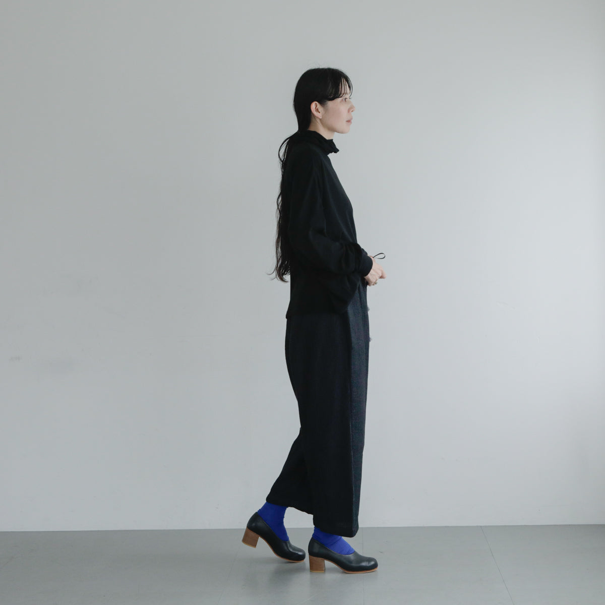 Shida／Turtle neck pullover