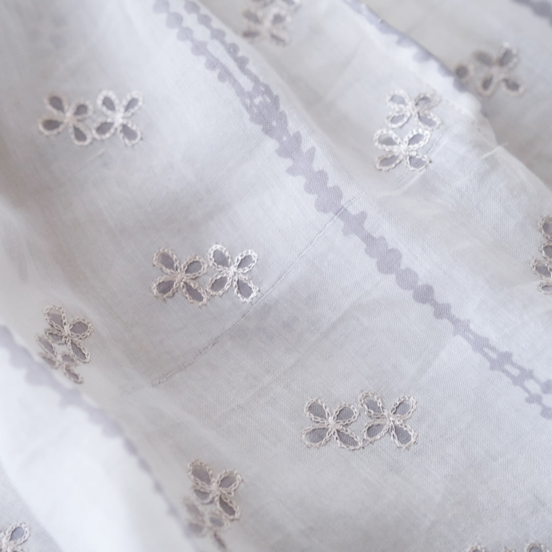 ［BUNON］Embroidery Gather Dress