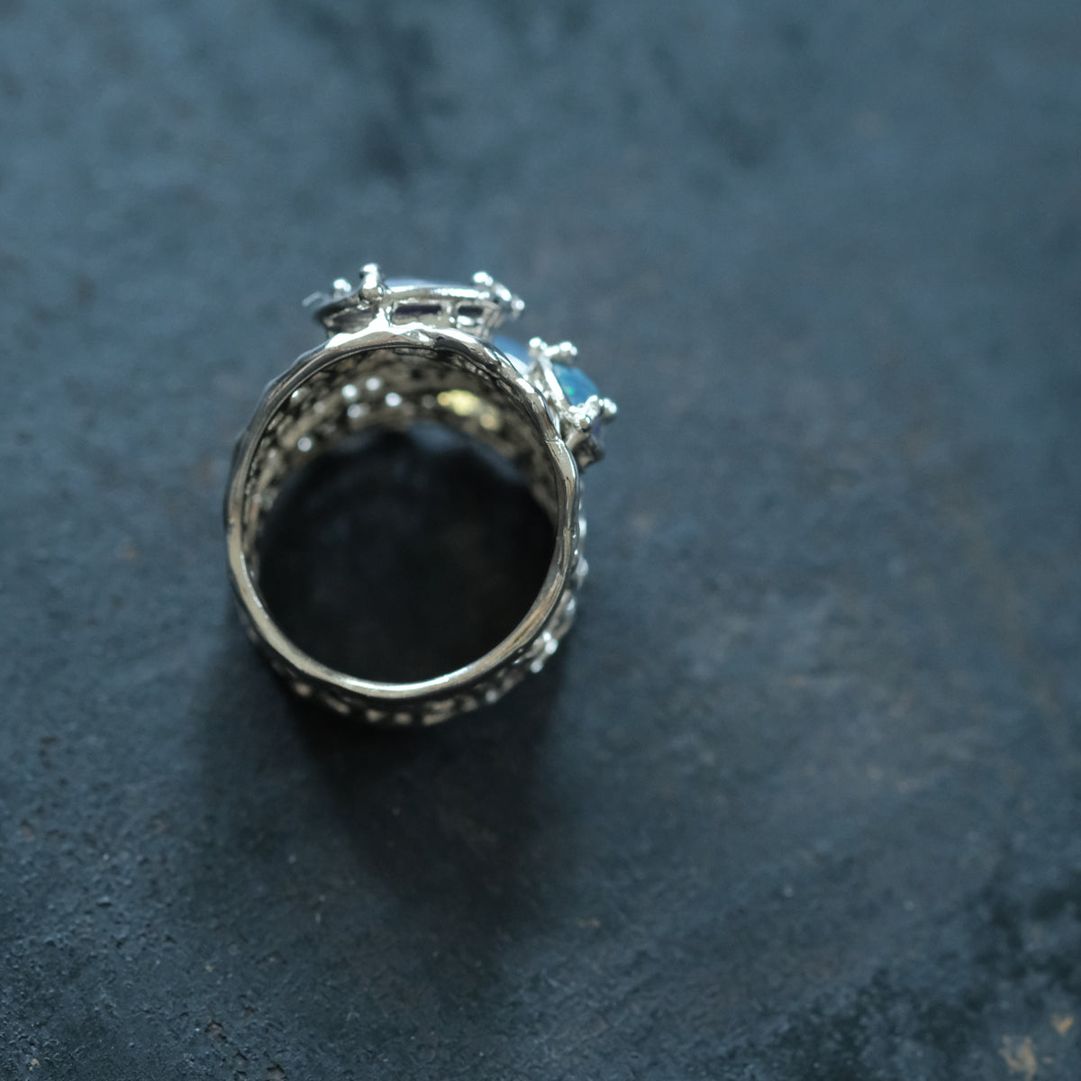 オーストラリア・ライトニングリッジ産ブラックオパール 2.26ct