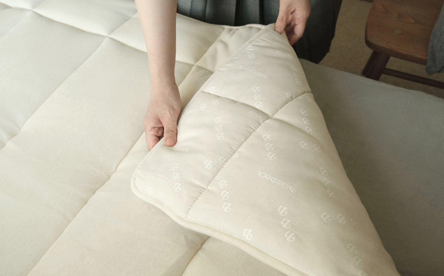 新品 rajabrooke BERGUNA M 生成り コットン ヘンプ 自然のスプリングを感じる弾力性。ビラベックが誇る、傑作の羊毛