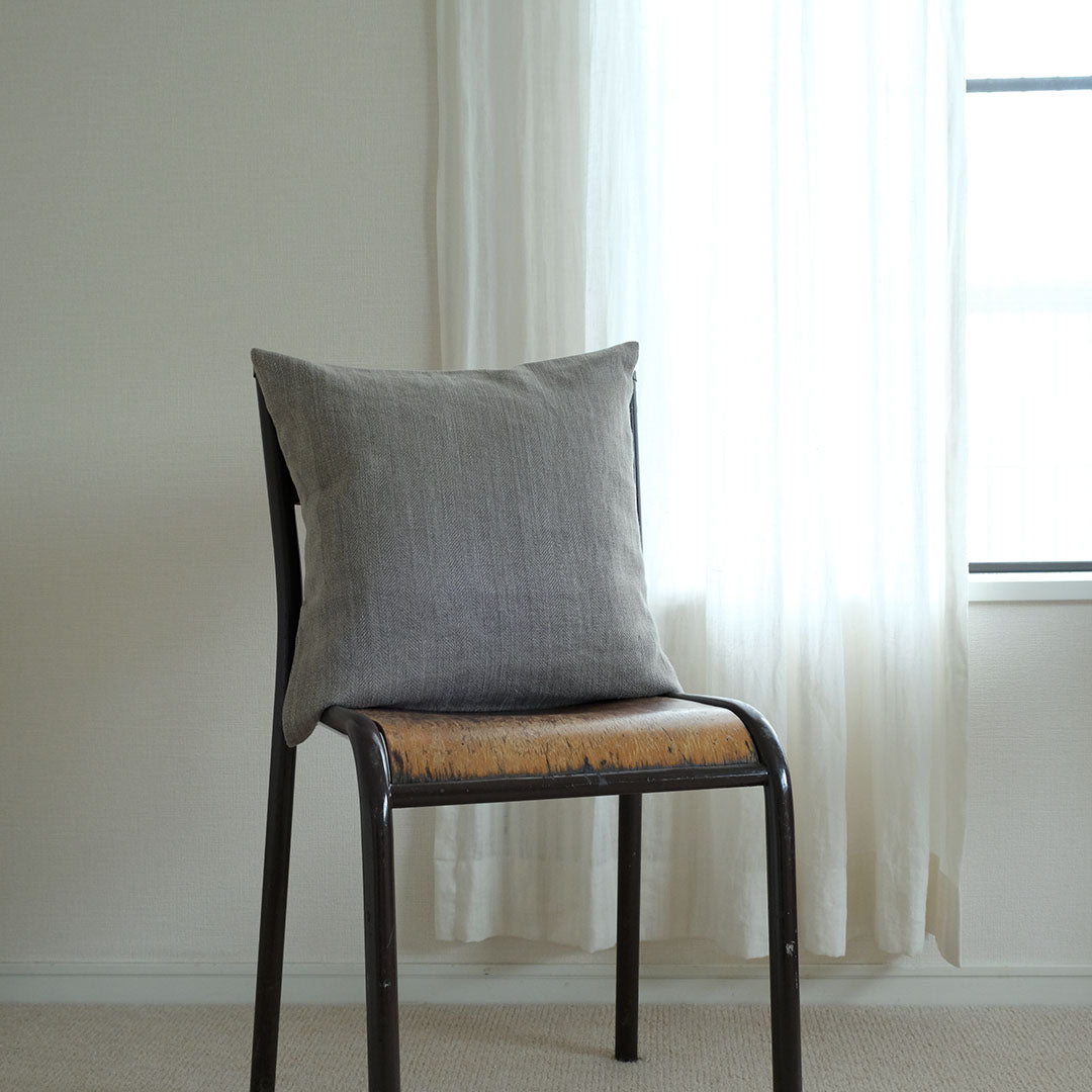 パイン（グレイッシュなライトブラウン）