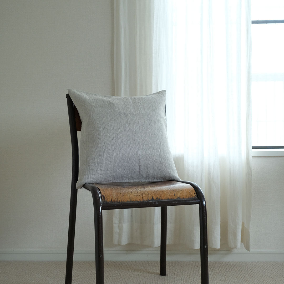 ナチュラル（グレイッシュなライトベージュ）