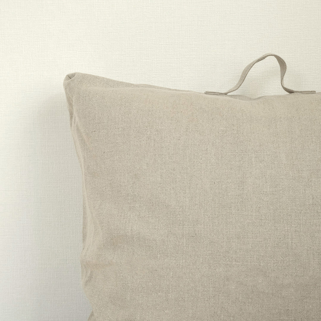 LIBECOのリネンで作ったフロアクッション ハンドル付きフロアクッションオーダー会 – the linen bird