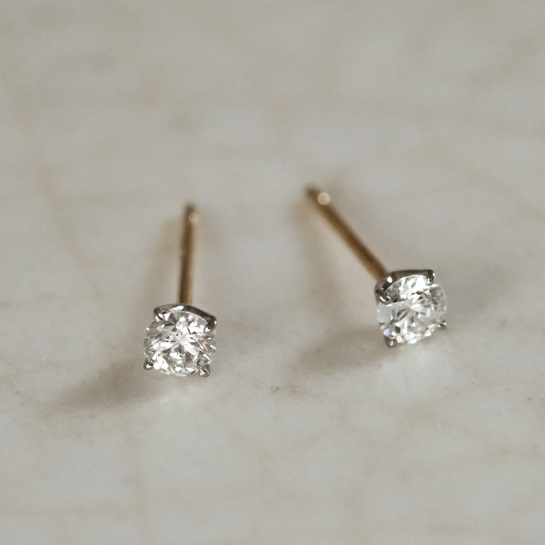 【受注商品】［cobaco］Holiday Limited 2025　選べるダイヤモンドピアス