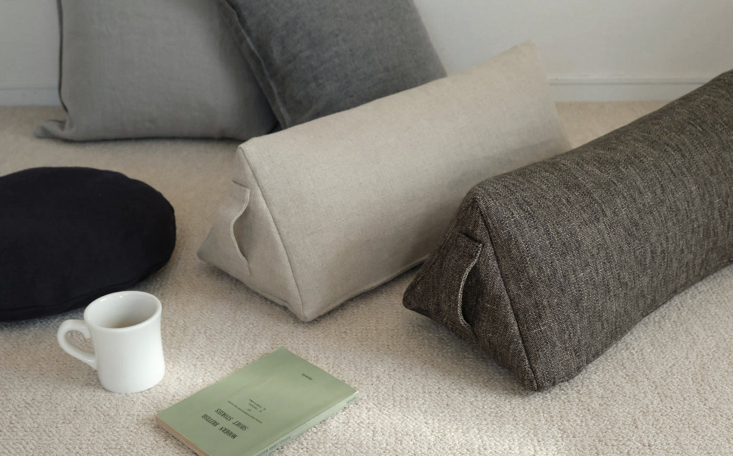 TLB HOME ボルスタークッション