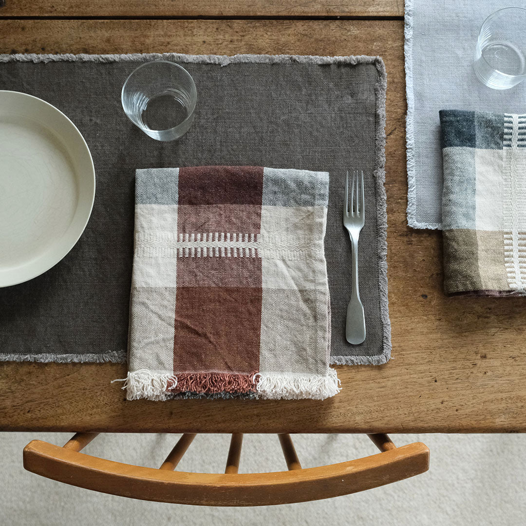 一枚添えるとテーブルが華やぎます