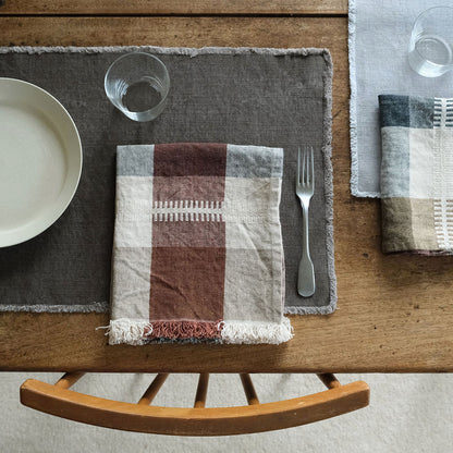 一枚添えるとテーブルが華やぎます