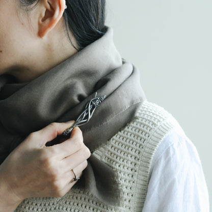 ［Furuhashi michiko］ムスカリのブローチ