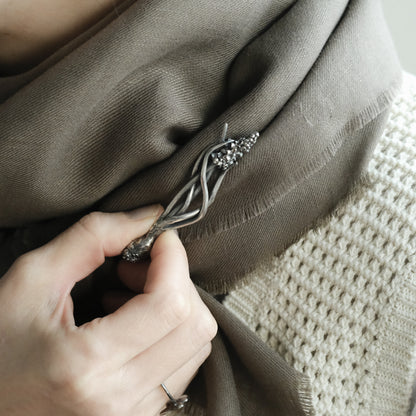 ［Furuhashi michiko］ムスカリのブローチ